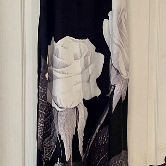 NEW w TAGS🖤Sexy & Comfy Long Black Dress - Guaranteed to look AMAZING - Picture 4 of 6